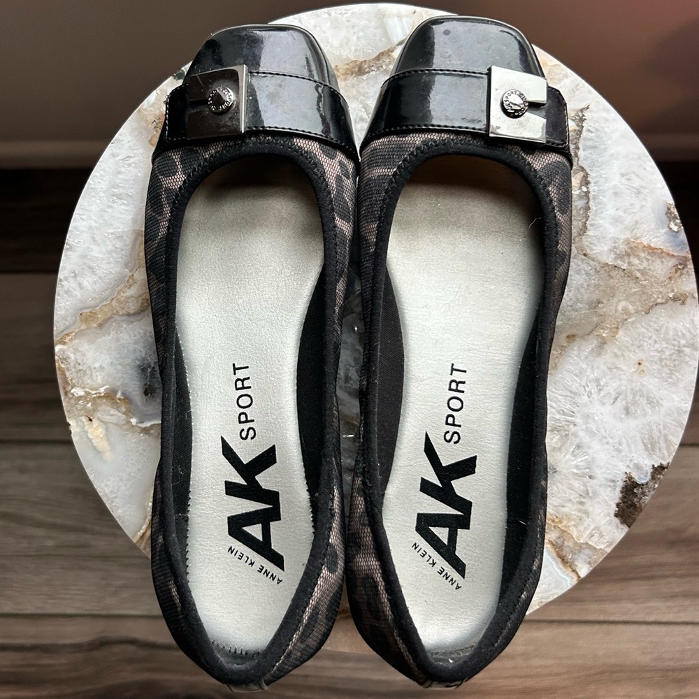 *SOLD* Anne Klein Sport Black Flats with Buckle Detail